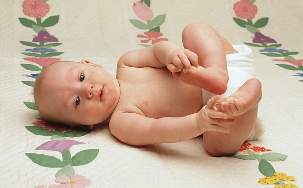 婴儿湿疹能打预防针吗？哪些病症不能打疫苗？(1)