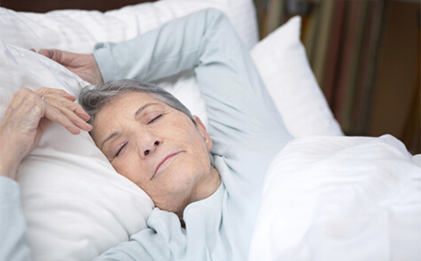 生活中如何预防股骨头坏死？酗