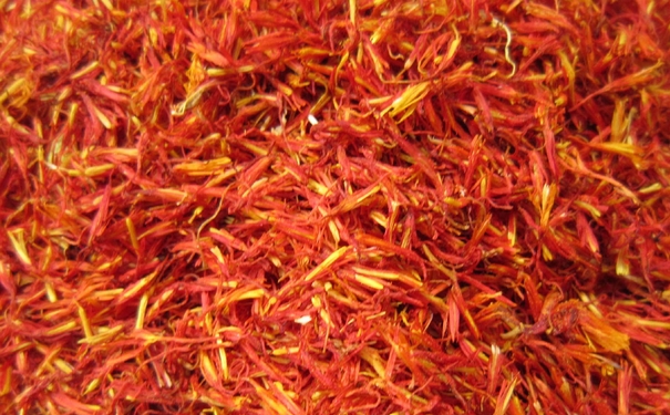 红花能治疗哪些疾病？红花的用量是多少合适？(1)