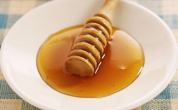蜂蜜擦脸能保湿吗？蜂蜜擦脸有哪些功效？(1)