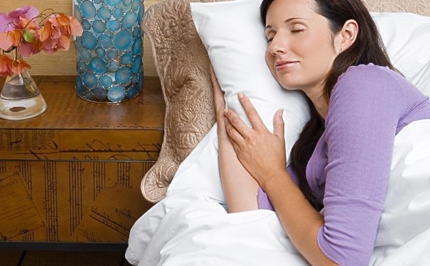 睡眠面膜可以敷着过夜吗？睡眠面膜敷多久就可以洗掉？(1)