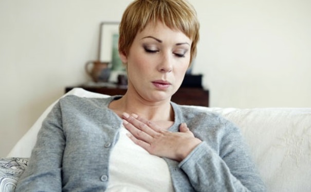 女人胸部胀痛是怀孕的表现吗？乳房胀痛应该怎么缓解？(1)