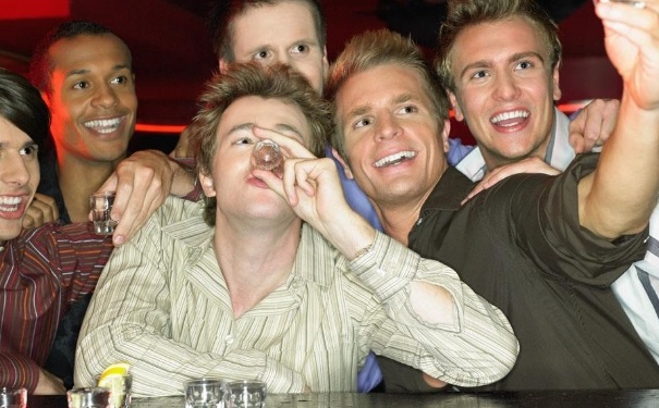 酒后为什么不能洗澡？酒后洗澡会怎么样？(1)