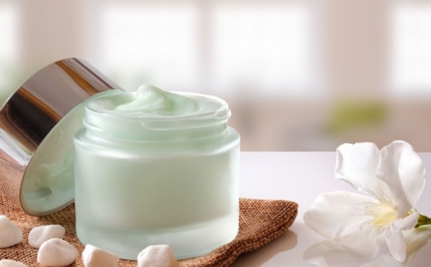 用白醋洗脸后还可以用护肤品吗？白醋洗脸后可以擦护肤品吗？(1)