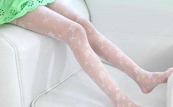 18岁女生穿丝袜正不正常？18岁女孩要不要穿丝袜？(2)