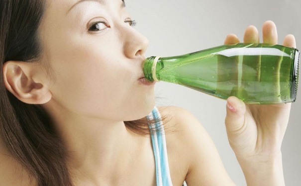 春燥该怎么办？多喝水能解春燥吗？[图]