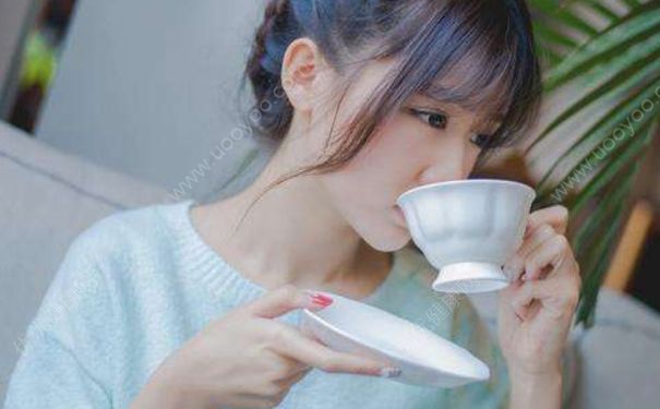 喝枇杷蜂蜜水有什么功效？枇杷蜂蜜水的功效与作用(1)