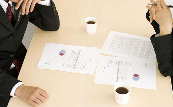 早晨起来为什么会头疼？早晨起来头疼是什么原因导致的？(1)