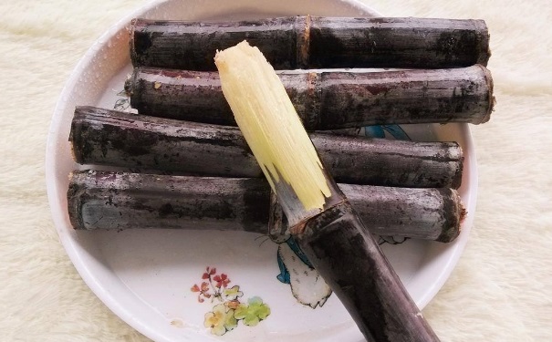 红心甘蔗能不能吃？吃红心甘蔗中毒怎么办？(1)