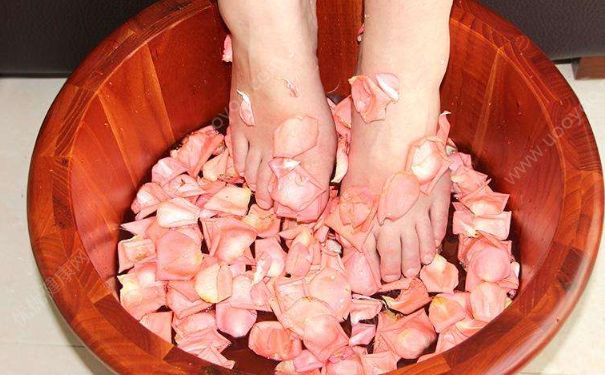 女人做足疗有什么好处？女人做足疗对身体的好处[图]