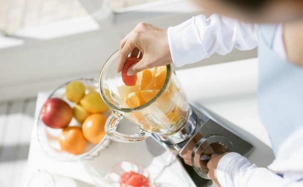 怎么使宝宝皮肤变白？如何让宝宝皮肤白嫩？(1)