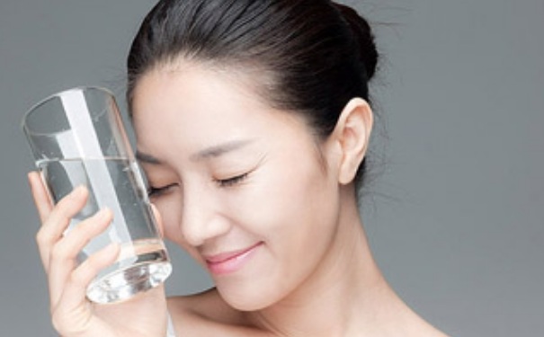 补水霜的正确使用方法是怎样的？补水霜怎么用？(1)