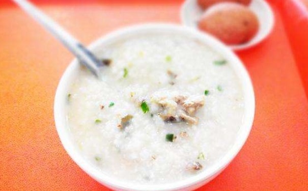 腰痛吃什么食物好？腰痛吃什么食物可以缓解？(1)