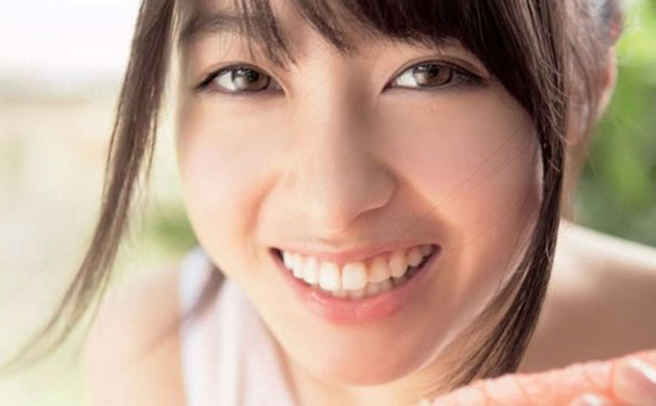 气垫BB里面有荧光剂吗？底妆产品用多了会怎么样？(1)