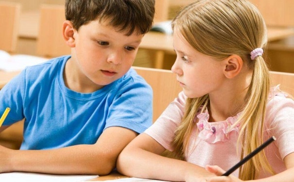 如何预防小孩早恋？孩子早恋怎么处理？(1)