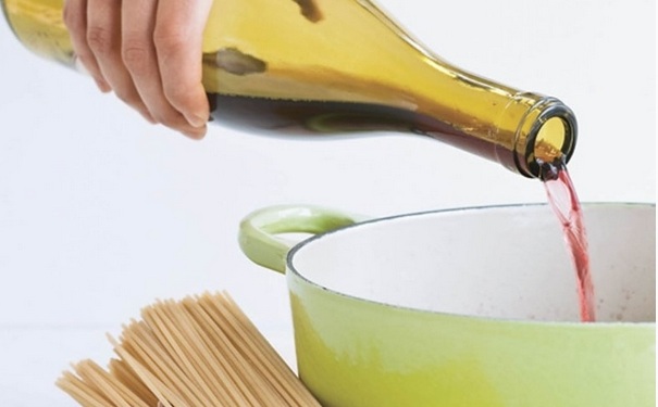 料酒的用法是怎样的？料酒有什么作用？(1)