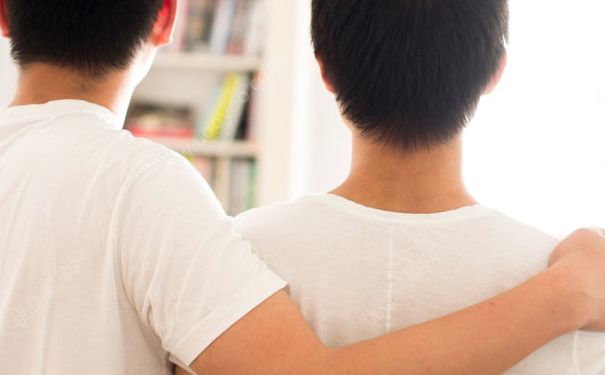 孩子有同性恋倾向该怎么办？孩子是同性恋该怎么办？(1)