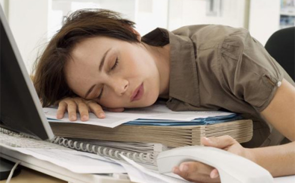 上班族吃什么可以抗疲劳？上班族抗疲劳饮食好办法(1)