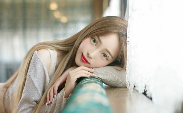 女性胸部外扩是怎样回事？女性为什么会胸部外扩？(4)