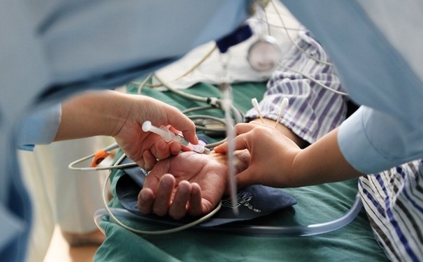 预产期过了可以打催产针吗？预产期到了没反应打催生针吗？(1)