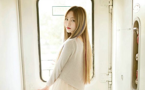 女性胸部外扩是怎样回事？女性为什么会胸部外扩？(2)