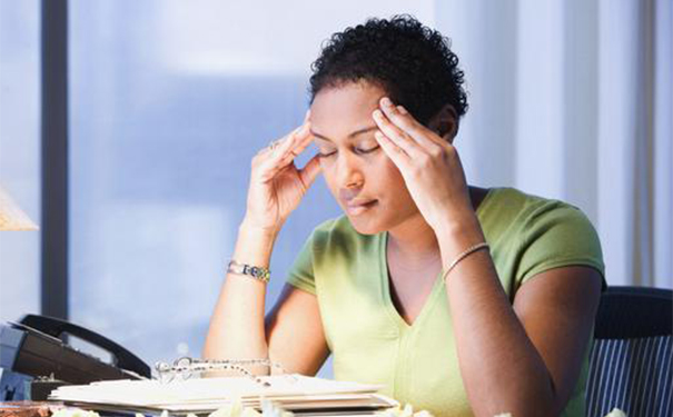 舌头为什么会起血泡？舌头起血泡可以挑破吗？(1)