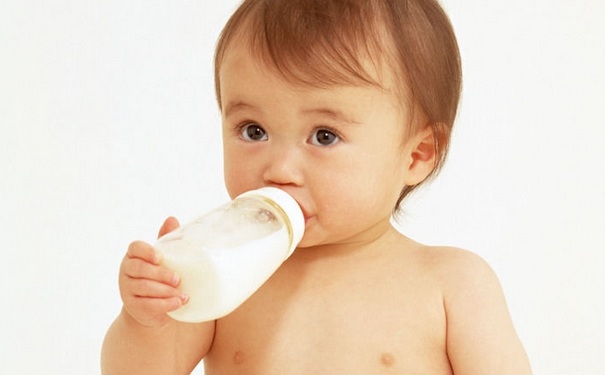 哺乳期来月经奶水会减少吗？哺乳期来例假会影响奶水吗？(1)