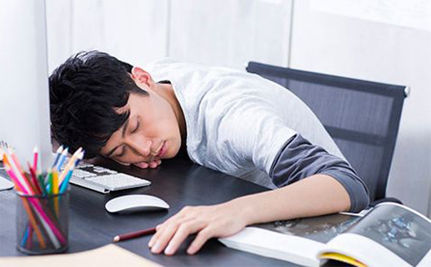 我们吃什么益智健脑呢？白领记忆力衰退如何是好？(1)