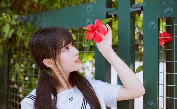 怎样帮孩子度过青春期？家长如何帮助孩子度过青春期？(1)