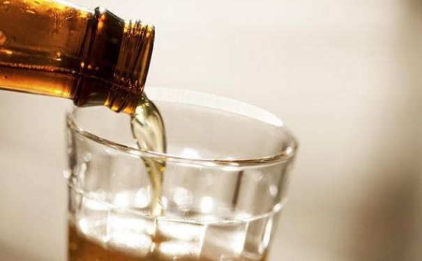 怎么喝酒不会酒精过敏？酒精过敏怎么预防？[图]