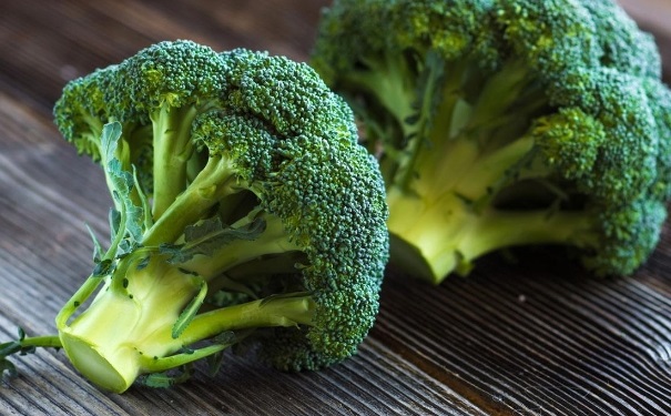 女人吃什么护肤美容？哪些食物可以保护皮肤？(1)