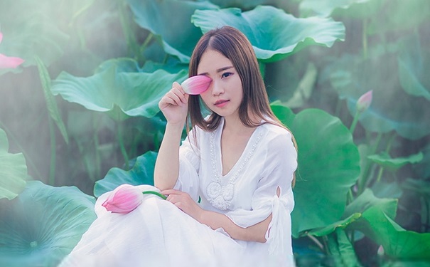 经期穿错衣服或致不孕？经期应该怎么穿衣？(1)