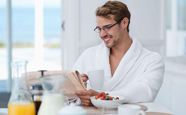 老人痴呆有什么早期表现？老人痴呆会有哪些症状表现？[