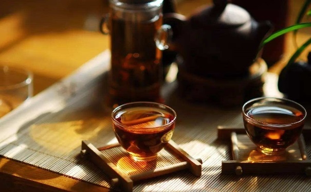 隔夜茶有哪些妙用？隔夜茶可以抗癌？(1)