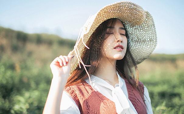 女生乳房多大开始发育？正常的乳房发育有什么表现？(1)
