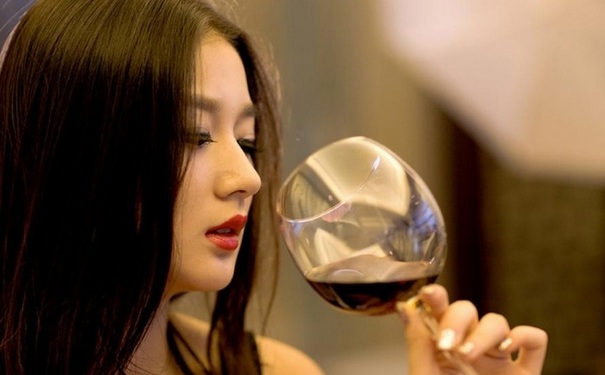 备孕可以喝红酒吗？备孕喝红酒有影响吗？(1)