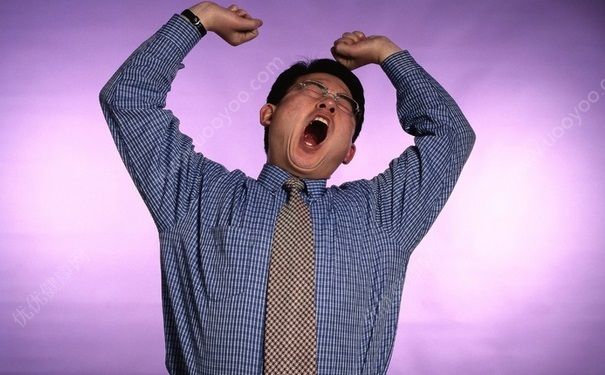 男人伸懒腰有什么好处？男性打哈欠对性能力好吗？(1)
