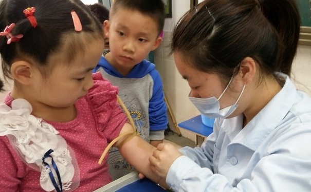 抽血要空腹吗？吃饭后抽血有什么影响？[图]