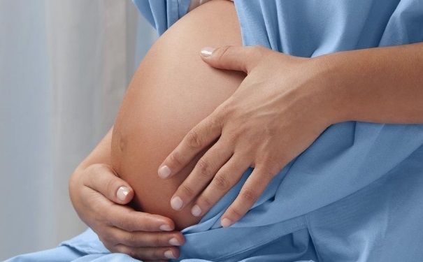 导致胎位不正的原因有哪些？胎位不正如何纠正？[图]