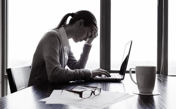 哺乳期上火发烧怎么办？哺乳期上火发烧怎么退烧？[图]