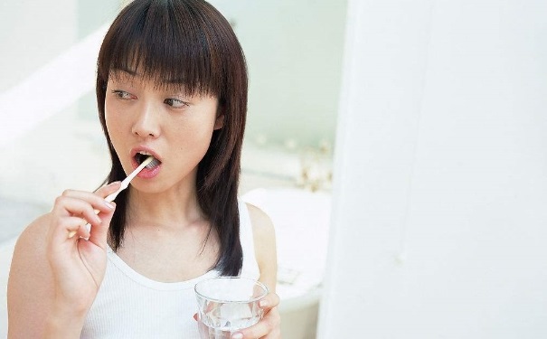 正确刷牙方法是怎样的？有哪些刷牙误区？(1)