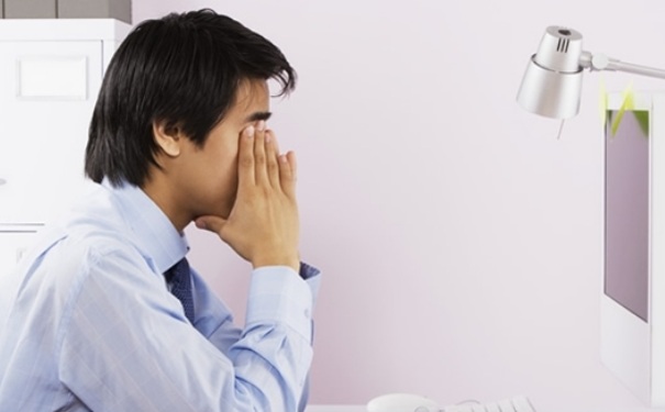 长期用电脑会脱发吗？经常用电脑脱发吃什么好？(1)