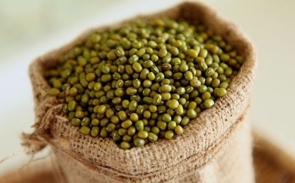 治疗痤疮的食谱有哪些？治疗痤疮吃什么食物好？[图]