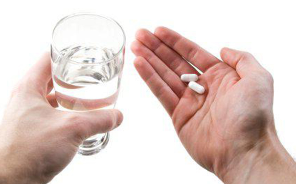 女性经期能吃感冒药吗？经期吃感冒药要注意什么？[图]