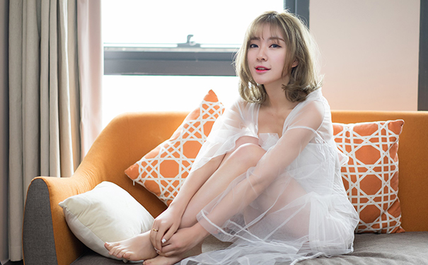 女性月经血黑怎么回事？女性月经少而黑怎么办？(1)