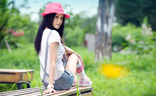 乳头颜色变深怎么回事？怎么保健乳房？(1)