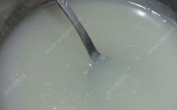 男孩靠肚皮注射米汤续命，米汤的营养价值有哪些？(2)