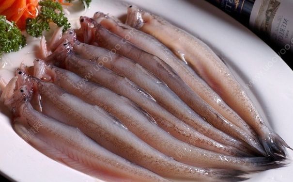 九肚鱼豆腐红萝卜汤怎么做？九肚鱼豆腐红萝卜汤有什么功效？(1)