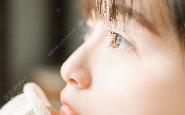 素颜霜会闷痘吗？用素颜霜会长痘吗？(1)