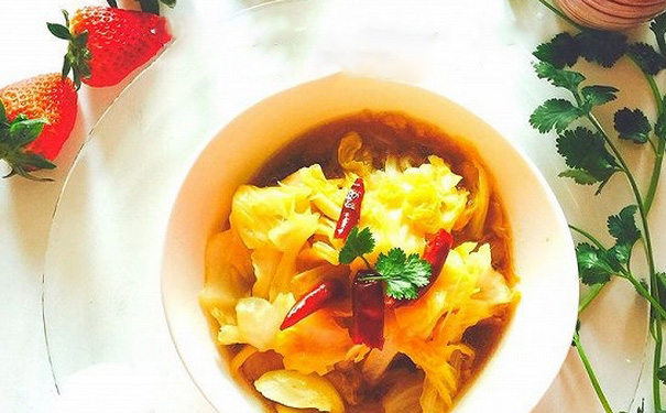 圆白菜怎么做好吃？圆白菜的营养做法(1)